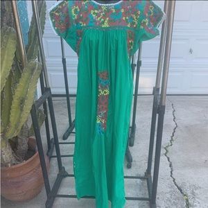 Vintage Oaxacan embroidered dress, small